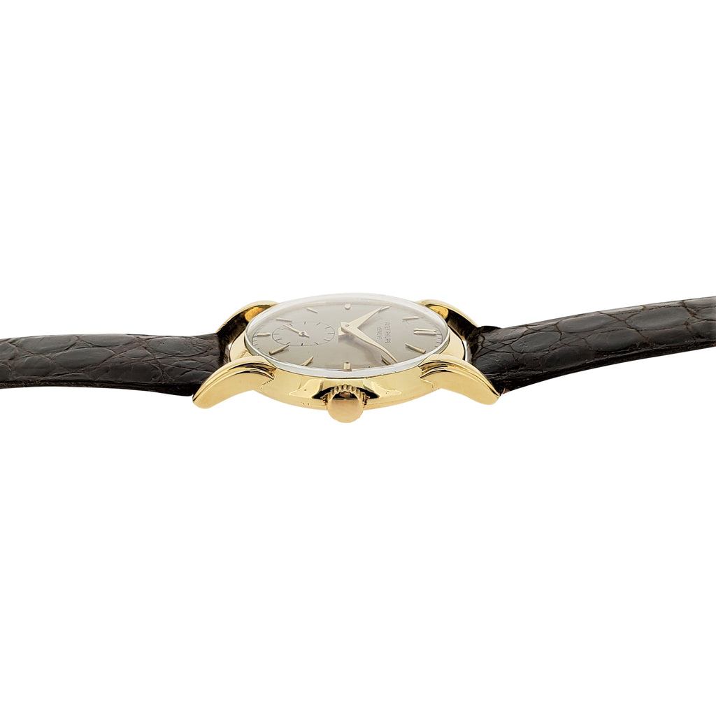 Patek Philippe 2429J Vintage Unusual Large Curved Claw Lugs in Yellow Gold Circa 1948
