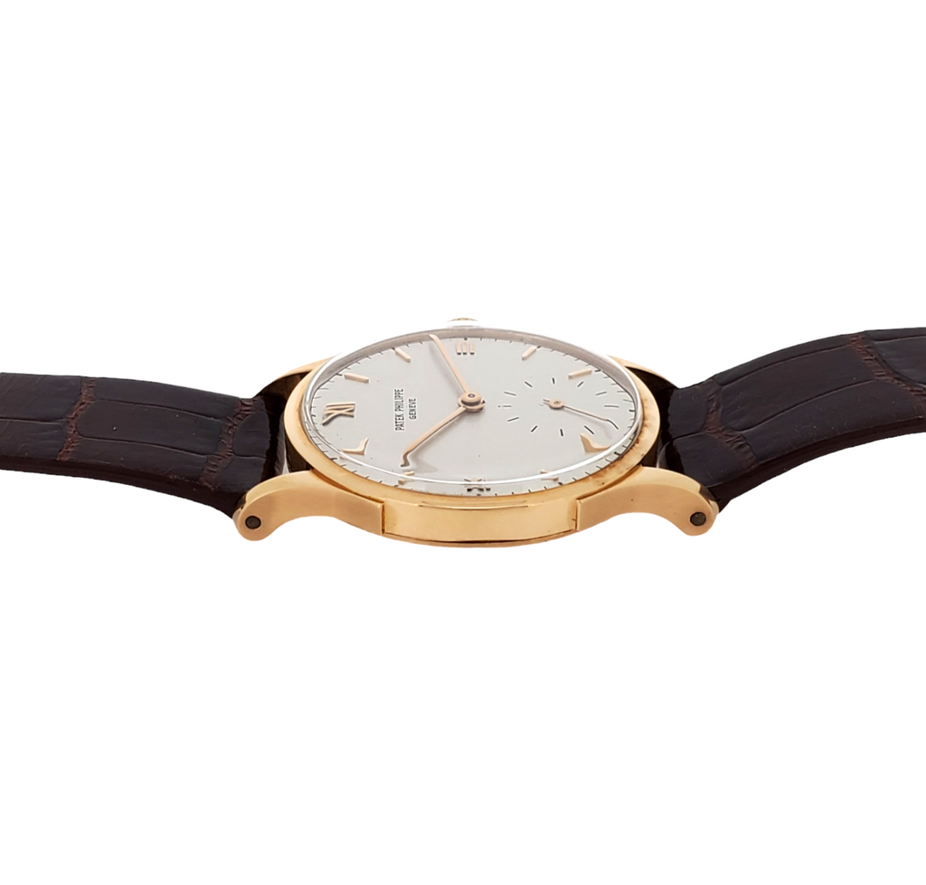 Patek Philippe 1516R, 32mm Rose gold Calatrave smaller version of 1589, Circa 1950