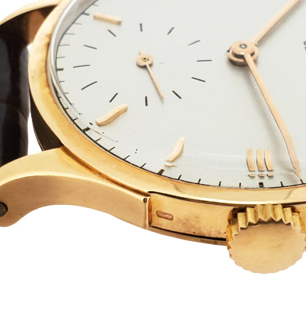 Patek Philippe 1516R, 32mm Rose gold Calatrave smaller version of 1589, Circa 1950