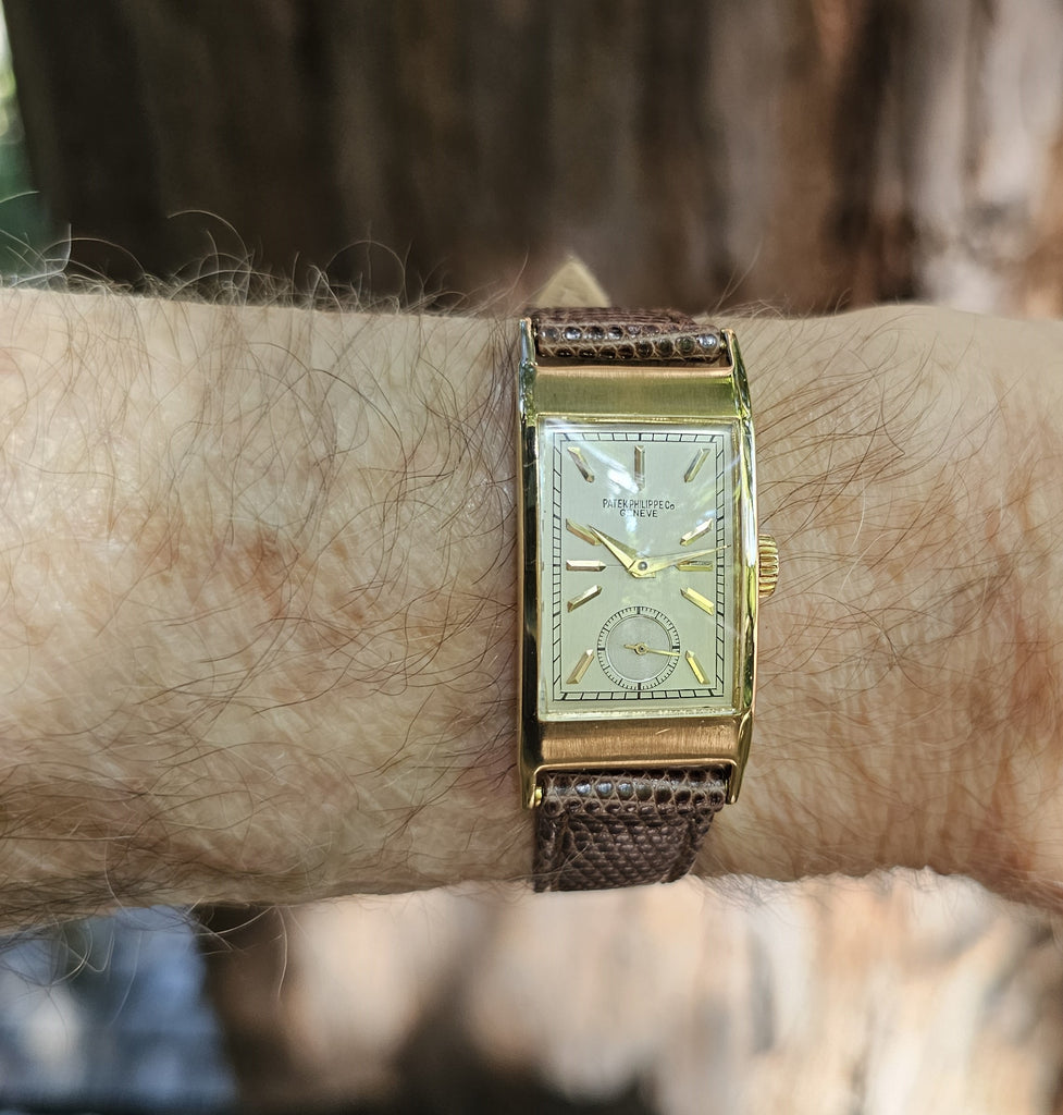 Patek Philippe 425J "Tegolino" Iconic Vintage  Art Deco Watch in Yellow Gold Circa 1943-44