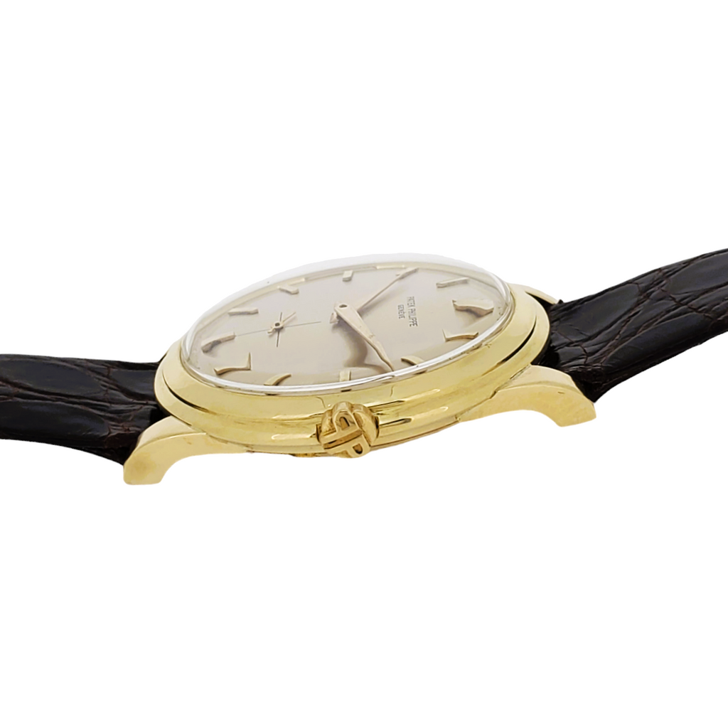 Patek Philippe 2552J Vintage Automatic "Disco Volante"  Calatrava 36mm Circa 1955