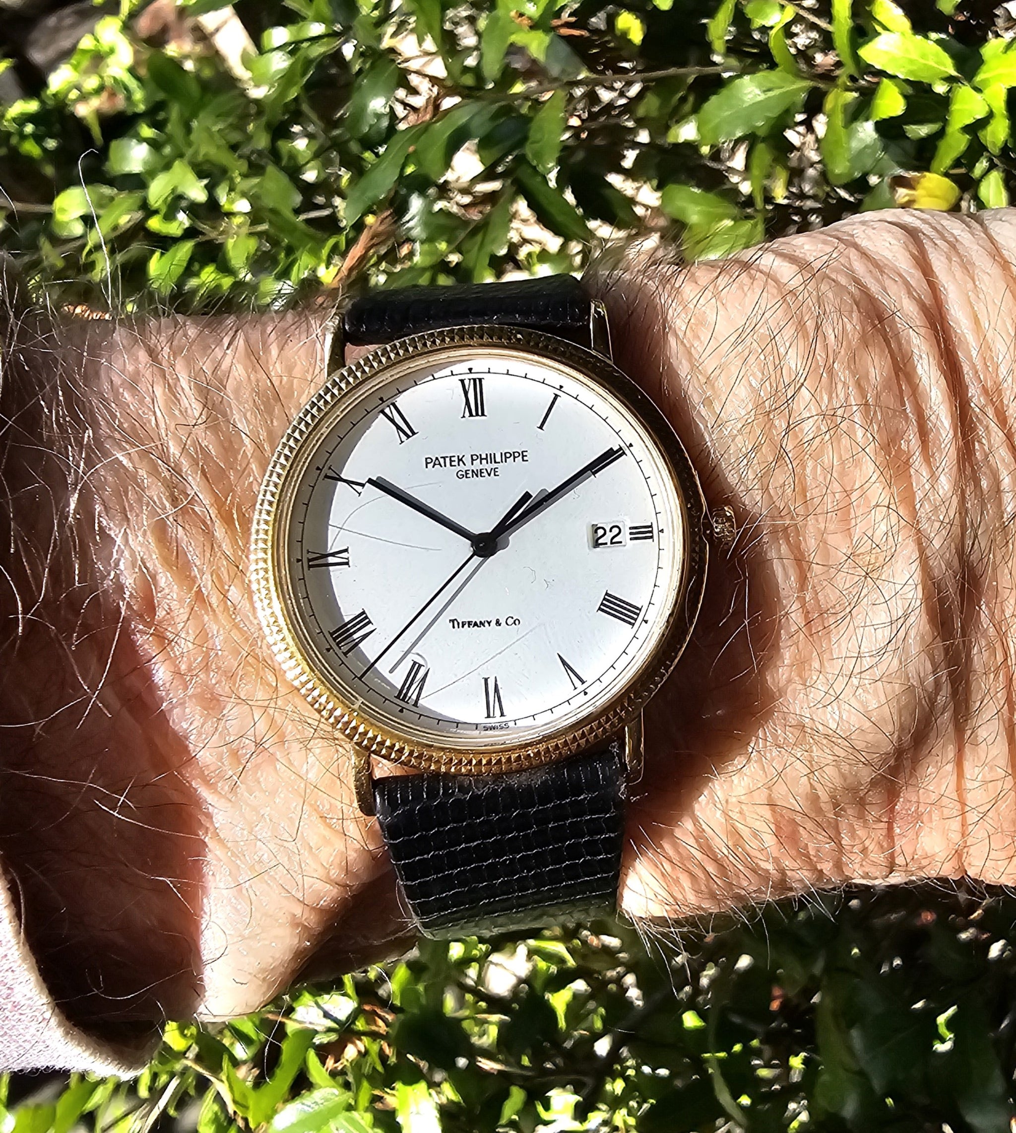Patek Philippe 3944J Quartz, Date and Sweep Second, Retailer