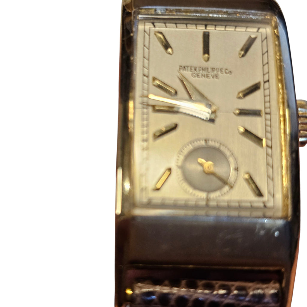 Patek Philippe 425J "Tegolino" Iconic Vintage  Art Deco Watch in Yellow Gold Circa 1943-44
