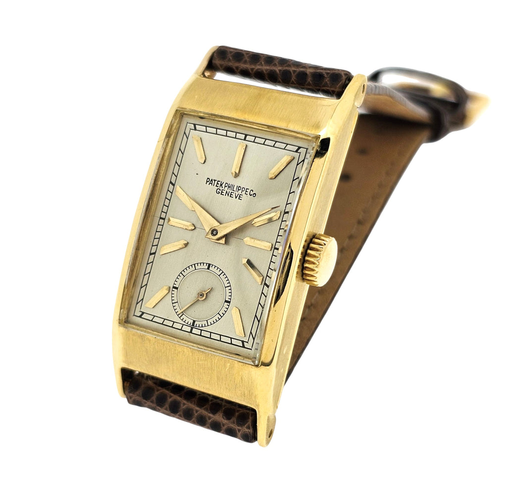 Patek Philippe 425J "Tegolino" Iconic Vintage  Art Deco Watch in Yellow Gold Circa 1943-44