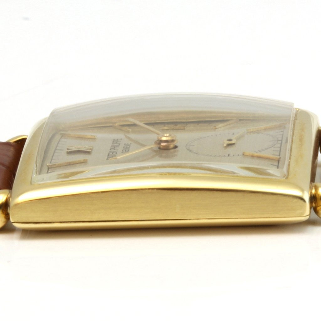 Patek Philippe 1432J Vintage Square Shape Art Deco Unisex Watch With Tear Drop Lugs Circa 1944