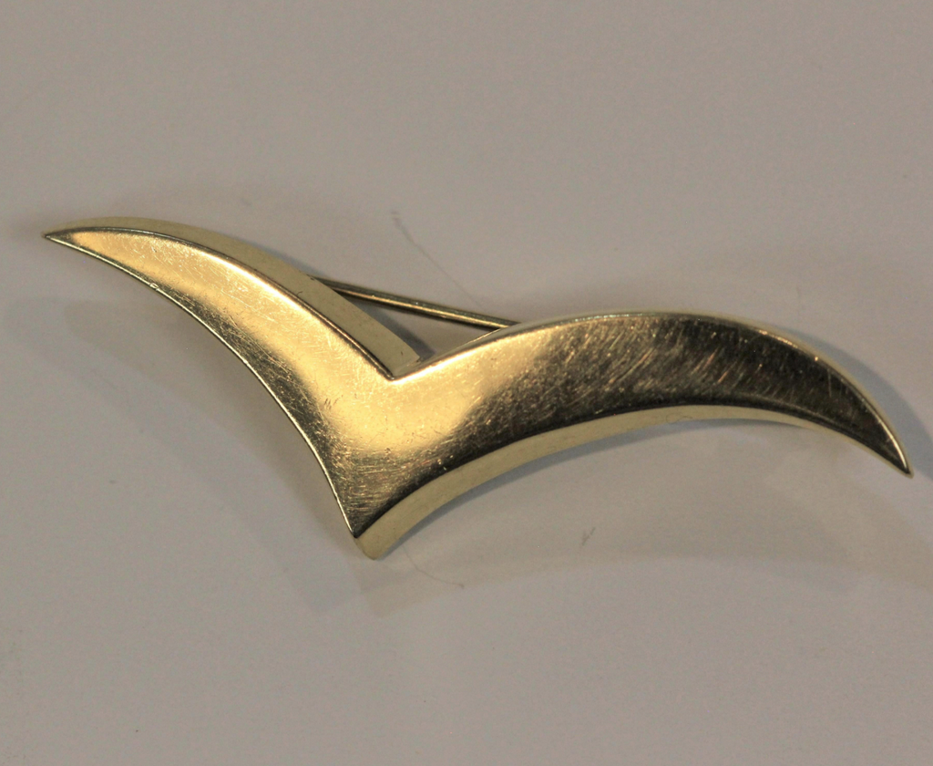Tiffany & Co. by Paloma Picasso 18 Karat Yellow Gold Winged Pin