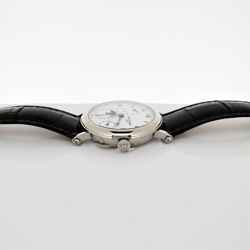 Patek Philippe 5054G-001 Complicated Officers Case Watch circa 2000