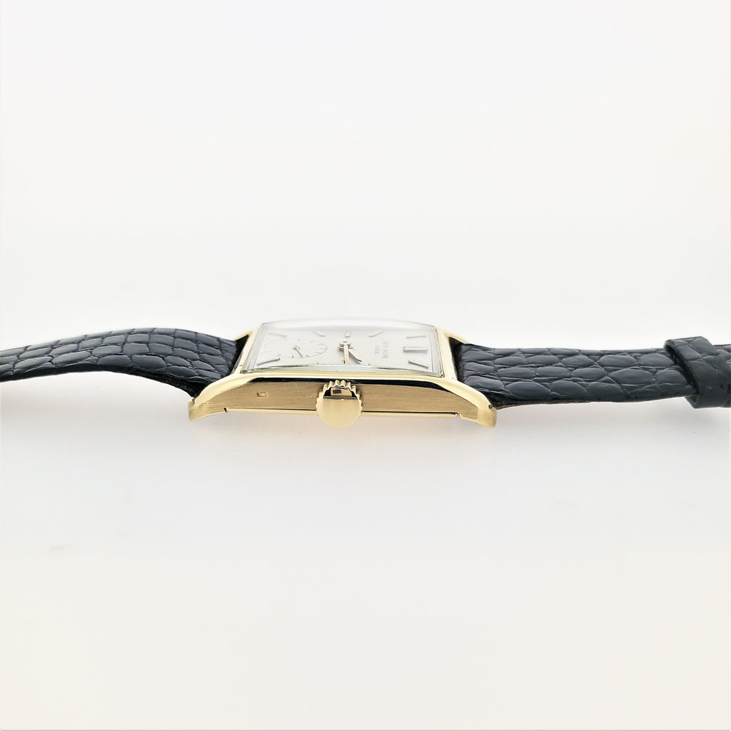 Patek Philippe 2434J Vintage Large rectangular oversized tank Style case. Circa 1948