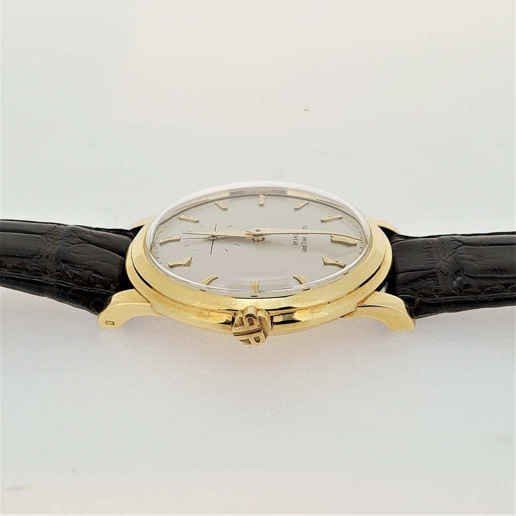 Patek Philippe 2552J Vintage Automatic "Disco Volante" automatic Calatrava 36mm Circa 1957